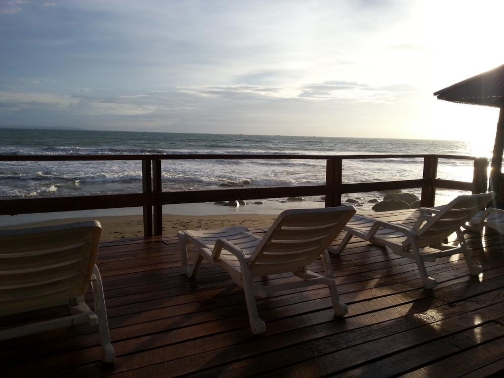 77 Sunset Plaza Hotel Cisolok ภายนอก รูปภาพ